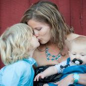 Raymond mommy kiss